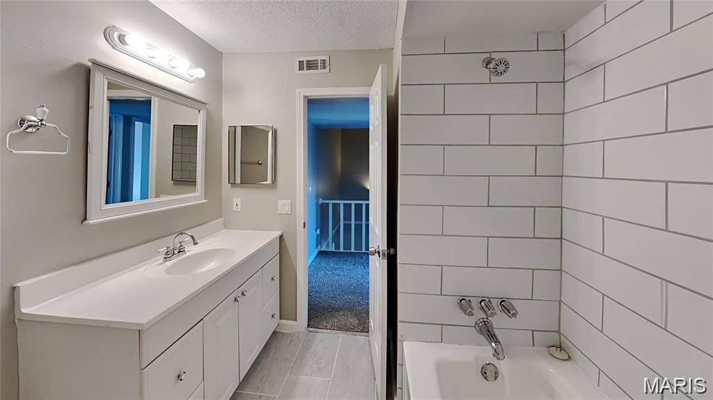 Lsl Harbor Town #3 - Residential