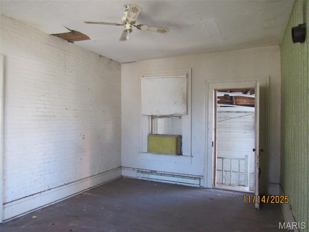 Louisiana, Missouri 63353, United States, 3 Bedrooms Bedrooms, ,2 BathroomsBathrooms,Residential,Active,37291