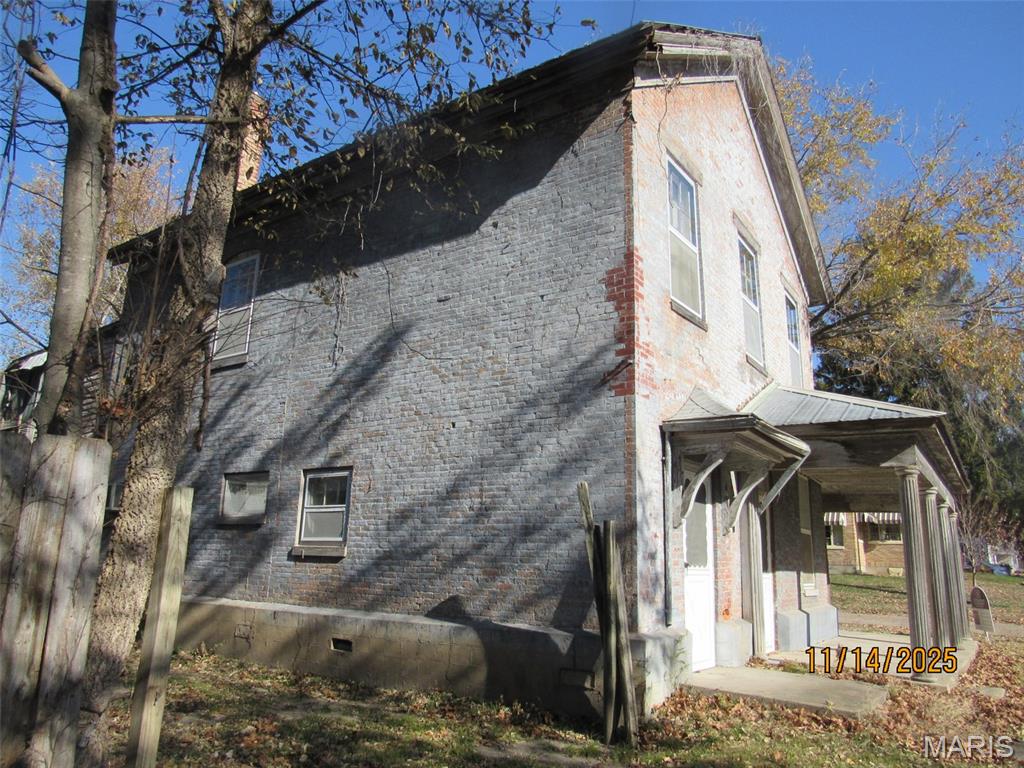 Louisiana, Missouri 63353, United States, 3 Bedrooms Bedrooms, ,2 BathroomsBathrooms,Residential,Active,37291