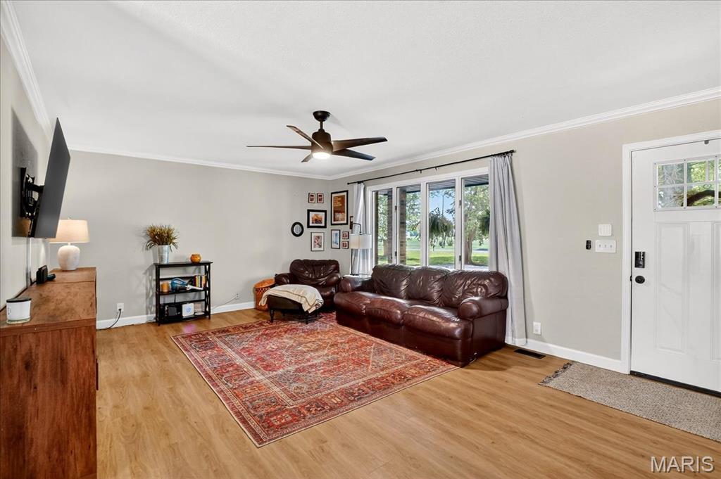 Bethalto, Illinois 62010, United States, 4 Bedrooms Bedrooms, ,3 BathroomsBathrooms,Residential,Active,195527