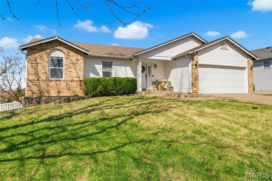 Welcome to 31 Asherton Drive in St. Peters! This beautifully updated 3 bed, 3 full bath home offers a bright and inviting layout with vaulted ceilings and an abundance of natural light throughout. The brand-new kitchen features updated appliances and modern finishes, creating the perfect space for cooking and gathering. Spacious living areas provide great flow for everyday living and entertaining. The finished walkout basement offers incredible space for entertaining, perfect for game nights, movie nights, or hosting guests. Step outside to a massive backyard with plenty of room to relax, play, or entertain. Located in a highly desirable area just minutes from Mid Rivers Mall Drive and charming Cottleville, you’ll enjoy quick access to shopping, dining, parks, and everything St. Peters has to offer. Move-in ready with the space, updates, and location buyers are looking for