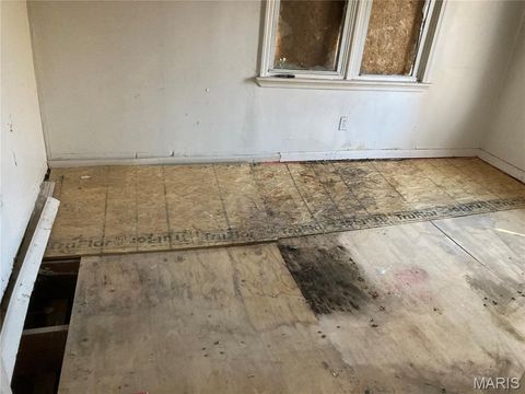 Tiny photo for 10146 Clairmont Drive, St Louis, MO 63136 (MLS # 26007527)