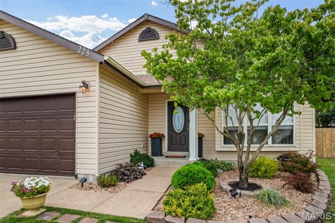 Photo of 223 Destiny Court, Wentzville, MO 63385 (MLS # 26058941)