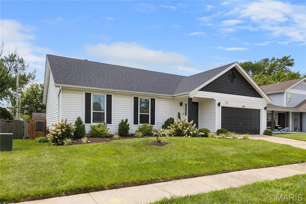 Florissant, Missouri 63031, United States, 3 Bedrooms Bedrooms, ,3 BathroomsBathrooms,Residential,Pending,155983