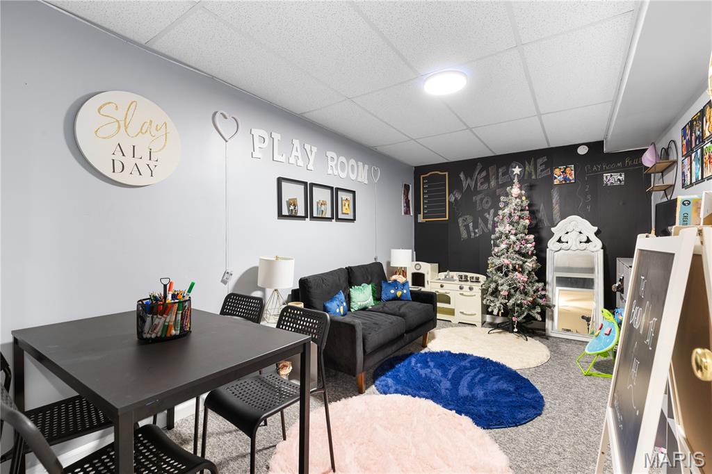 Florissant, Missouri 63031, United States, 3 Bedrooms Bedrooms, ,3 BathroomsBathrooms,Residential,Pending,155983