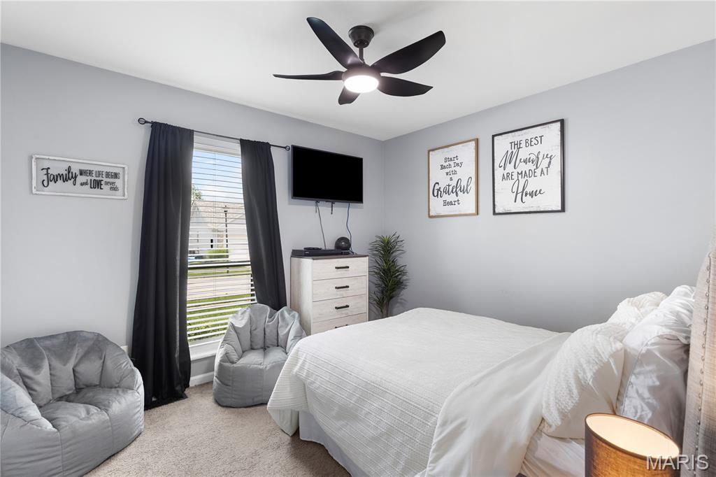 Florissant, Missouri 63031, United States, 3 Bedrooms Bedrooms, ,3 BathroomsBathrooms,Residential,Pending,155983