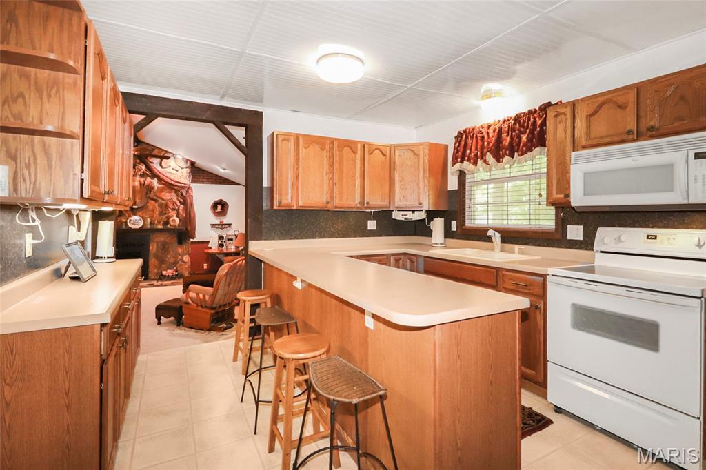 KINGDOM OF CALLAWAY EST - Residential