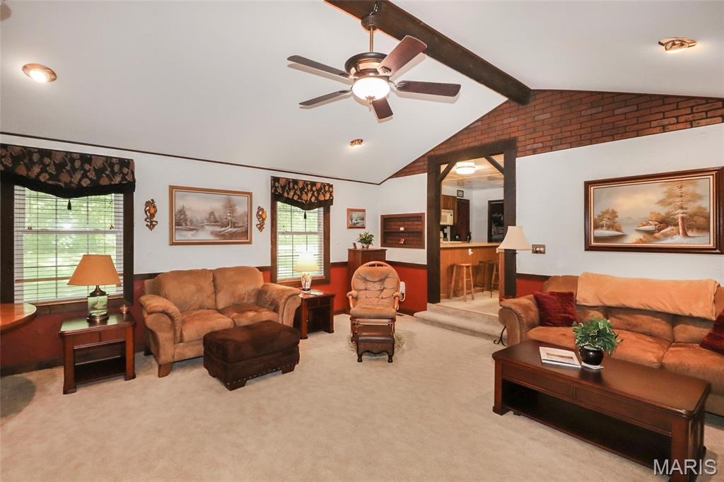 KINGDOM OF CALLAWAY EST - Residential