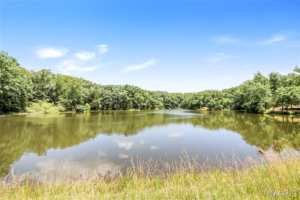 KINGDOM OF CALLAWAY EST - Residential