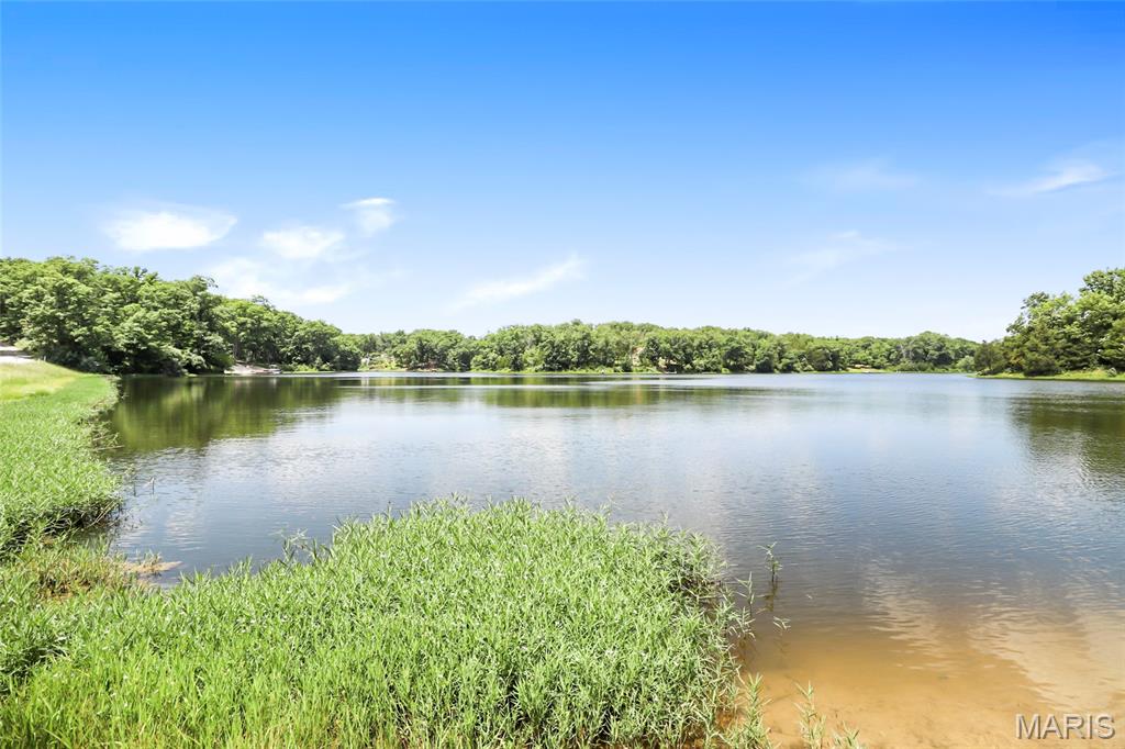 KINGDOM OF CALLAWAY EST - Residential