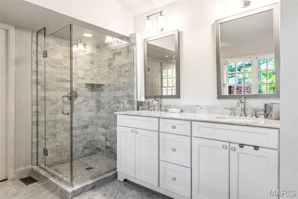 Hermitage Hill - Residential