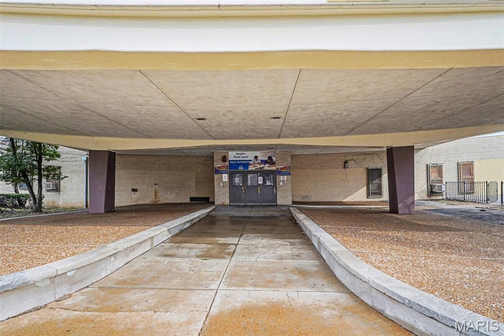 Arlington Add - Commercial Sale