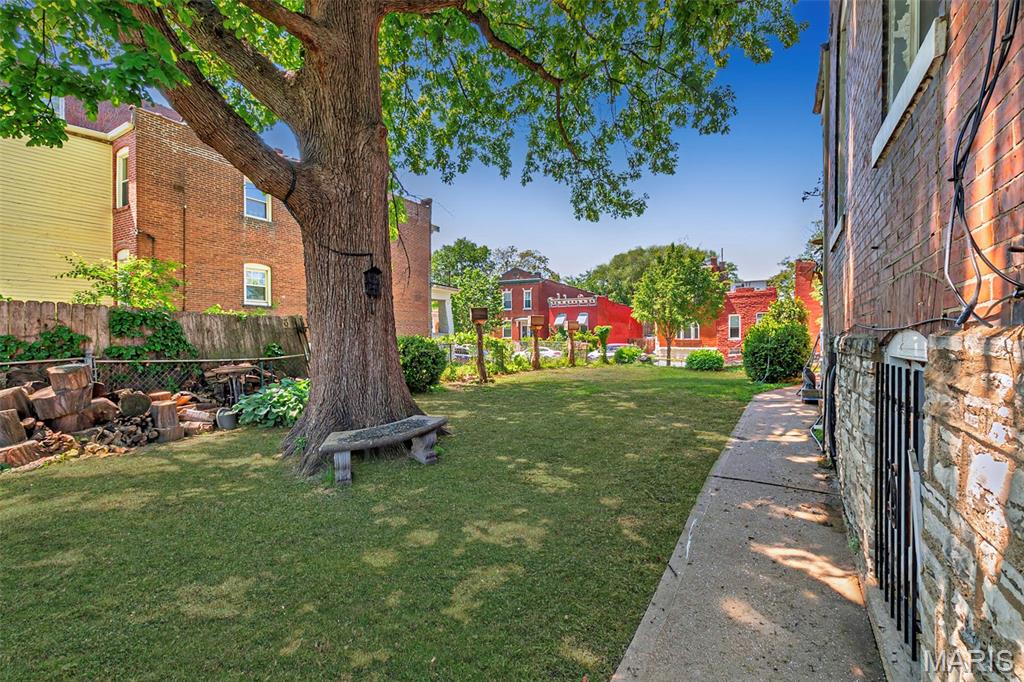 St Louis Commons Add - Residential