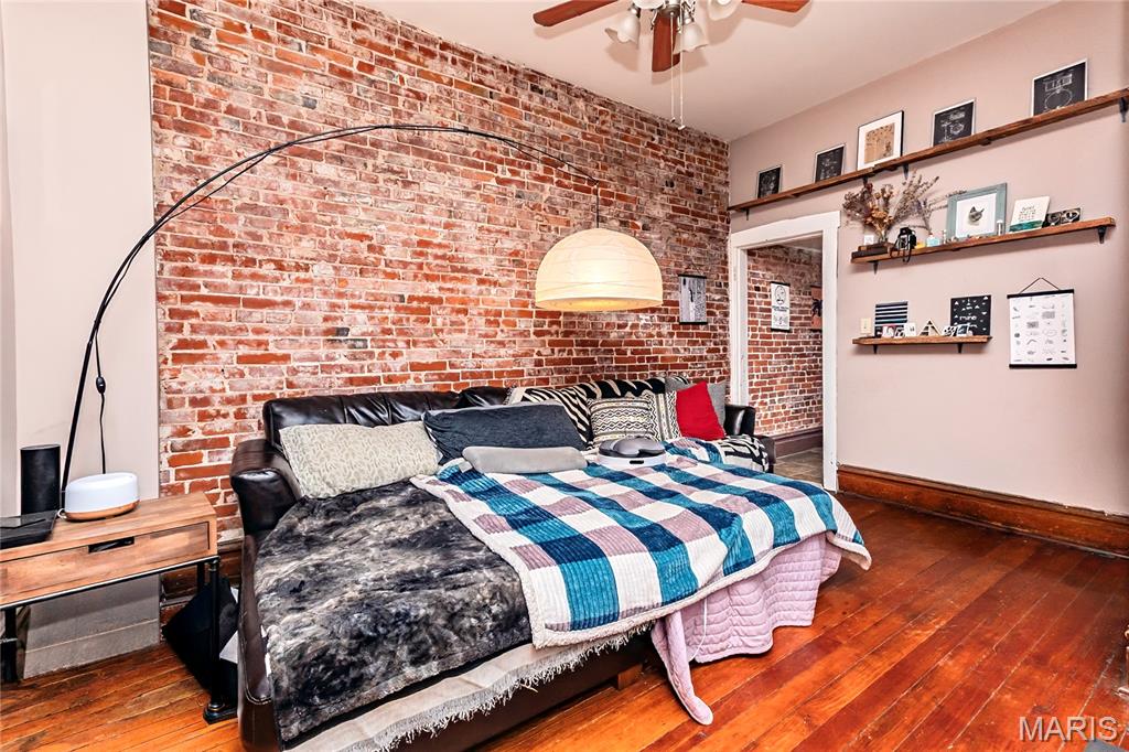 St Louis Commons Add - Residential