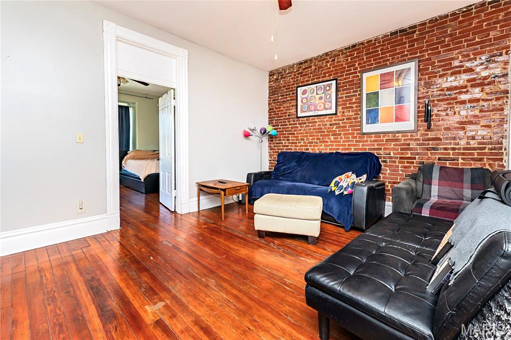 St Louis Commons Add - Residential