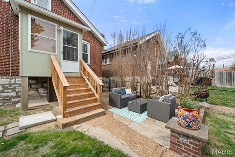 Tiny photo for 6118 Newport Avenue, St Louis, MO 63116 (MLS # 26022268)