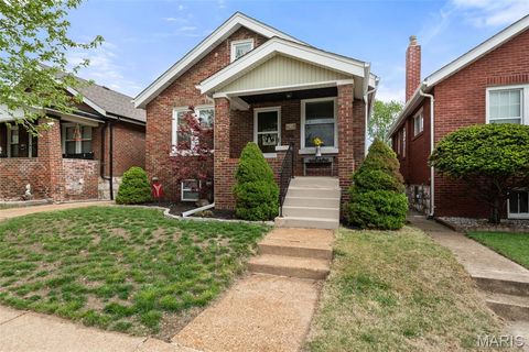 Photo of 6118 Newport Avenue, St Louis, MO 63116 (MLS # 26022268)