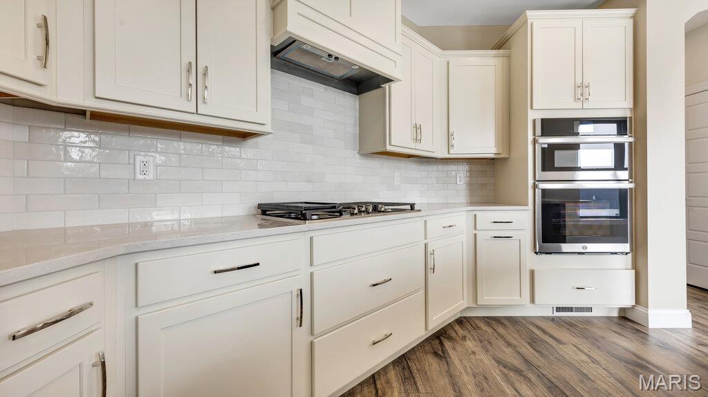 Courtyards at Barathaven - Residential