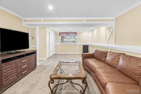 Tiny photo for 327 Parma Drive, Ballwin, MO 63021 (MLS # 25079676)