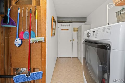 Tiny photo for 327 Parma Drive, Ballwin, MO 63021 (MLS # 25079676)