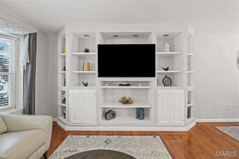 Tiny photo for 327 Parma Drive, Ballwin, MO 63021 (MLS # 25079676)