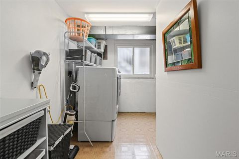 Tiny photo for 327 Parma Drive, Ballwin, MO 63021 (MLS # 25079676)