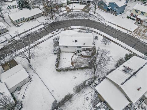 Tiny photo for 327 Parma Drive, Ballwin, MO 63021 (MLS # 25079676)