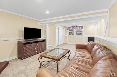 Tiny photo for 327 Parma Drive, Ballwin, MO 63021 (MLS # 25079676)