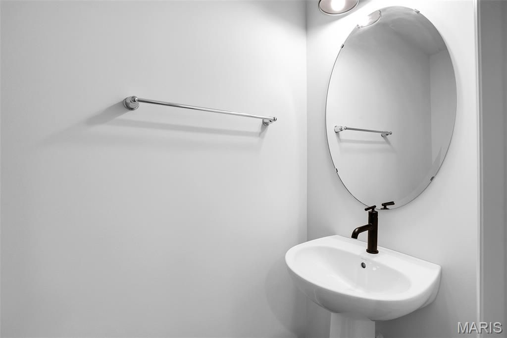 Photo of 316 Fall Harvest Parkway, OFallon, MO 63385 (MLS # 26003243)