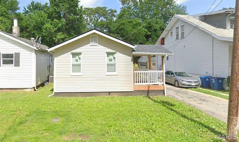 Photo of 5707 Helen Avenue, Jennings, MO 63136 (MLS # 25082335)