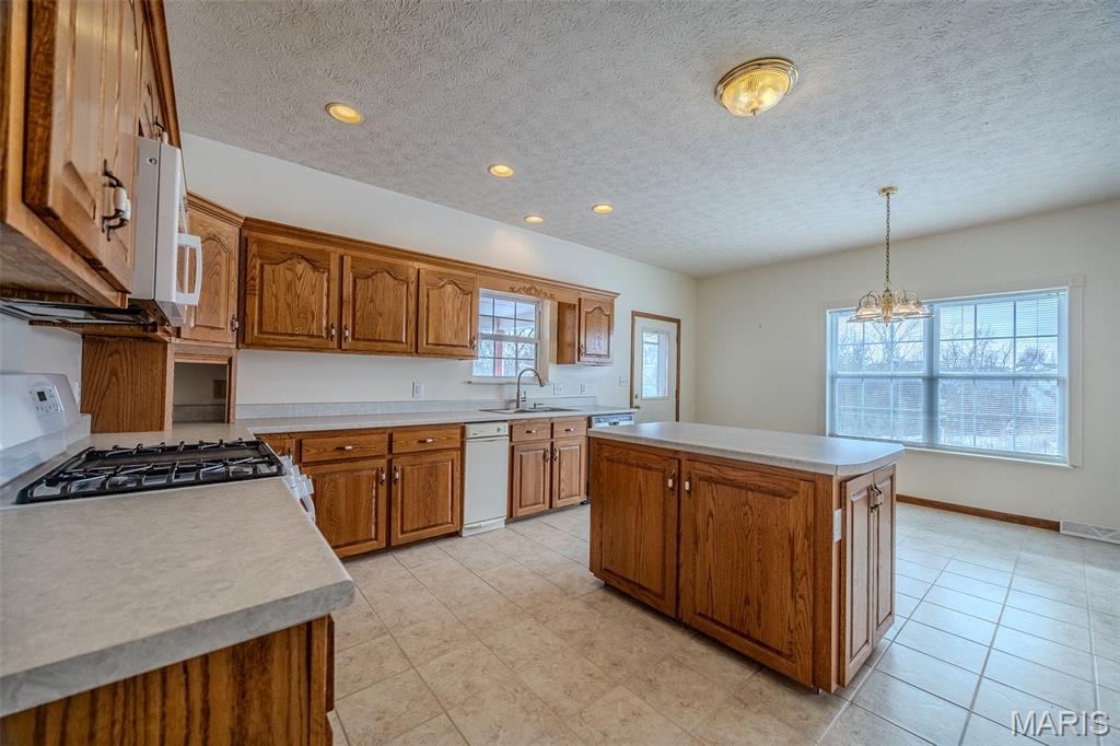 Eastlawn Div 02 - Residential