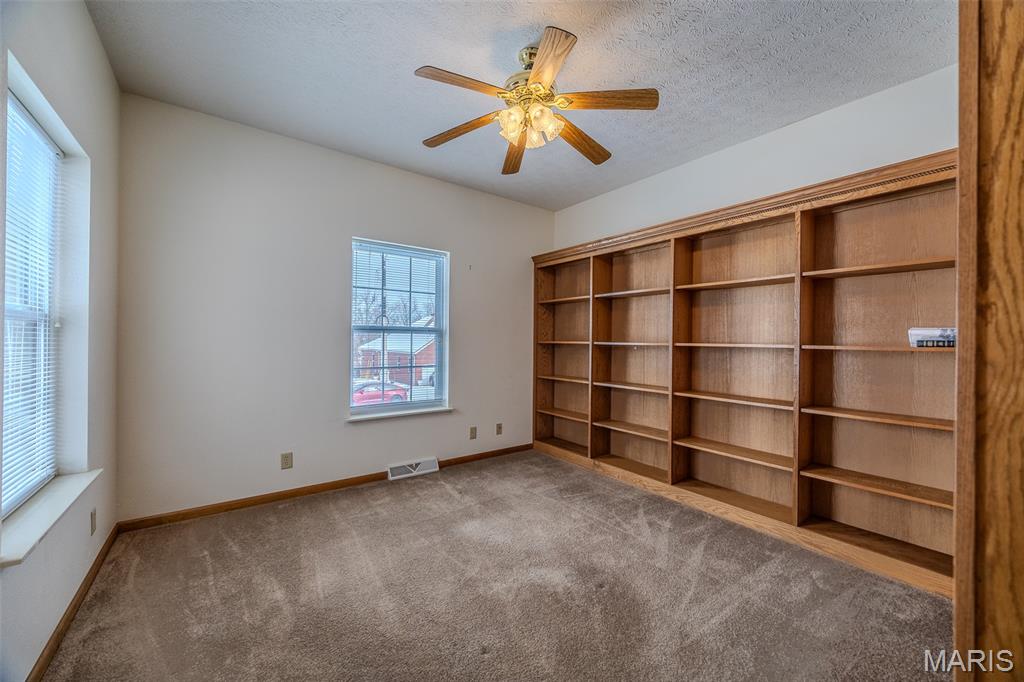 Eastlawn Div 02 - Residential