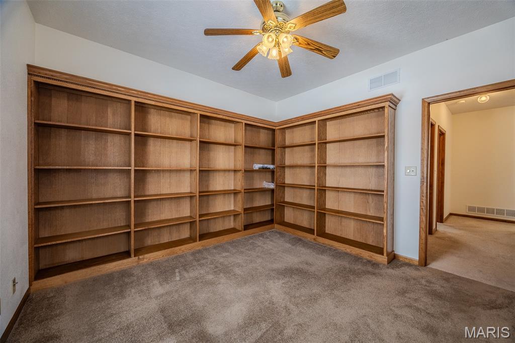 Eastlawn Div 02 - Residential