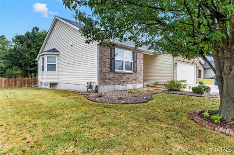 Tiny photo for 7 Grayhawk Drive, Winfield, MO 63389 (MLS # 26058103)