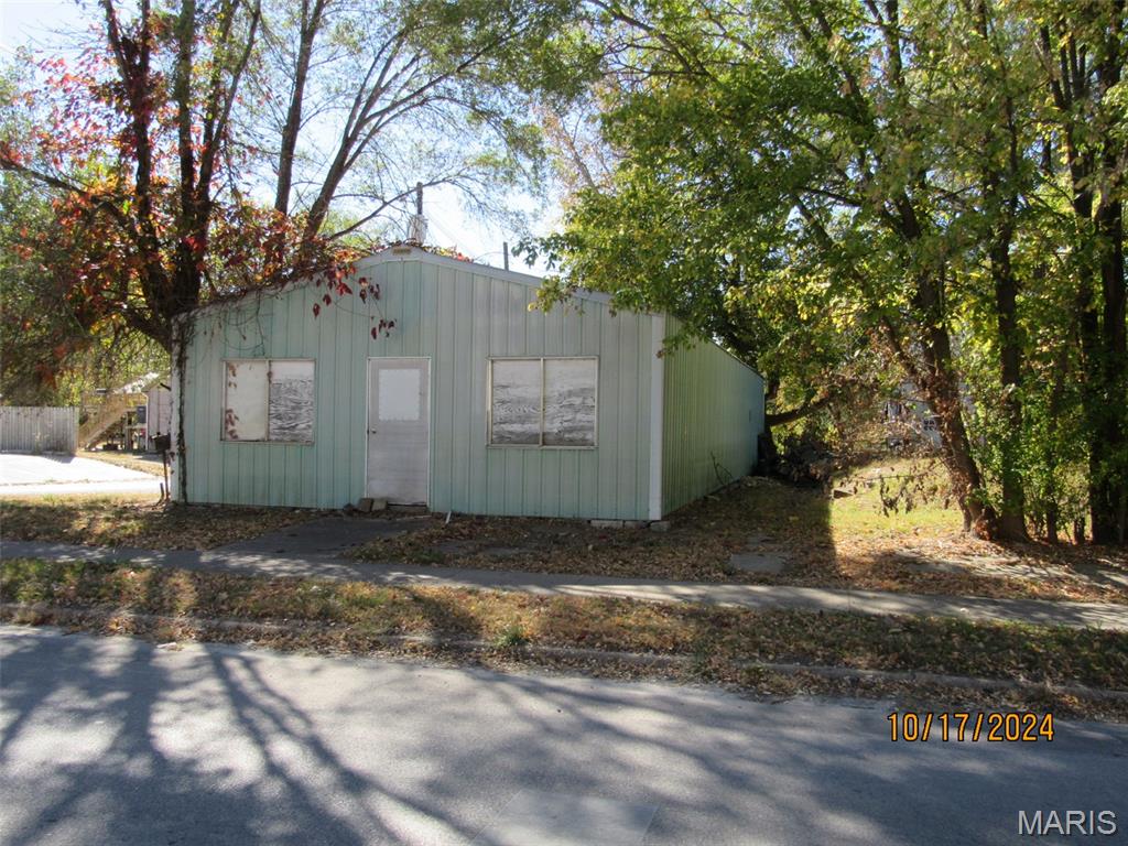 Louisiana, Missouri 63353, United States, ,Commercial,Coming Soon,210780