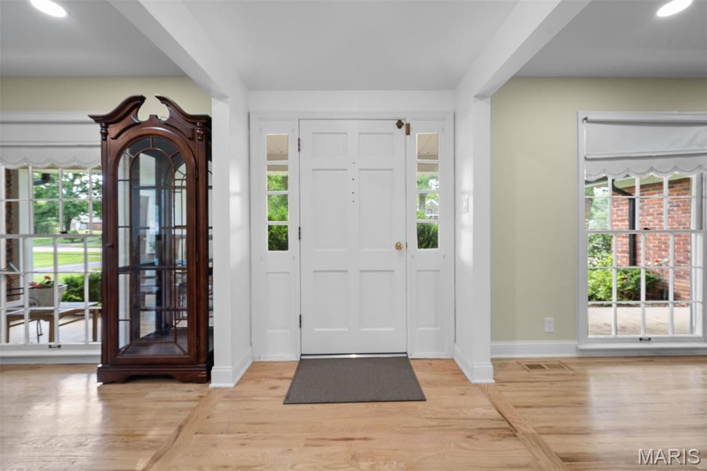 312 Diplomat Lane