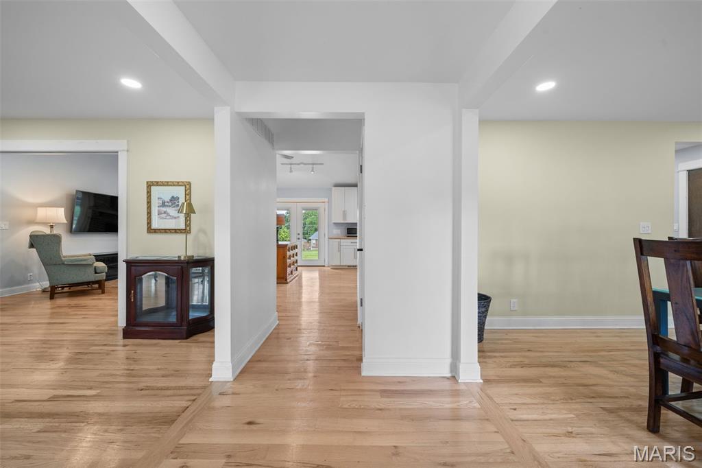 312 Diplomat Lane