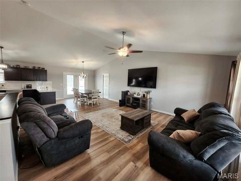 Tiny photo for 210 Creekwood Boulevard, Troy, MO 63379 (MLS # 26017495)