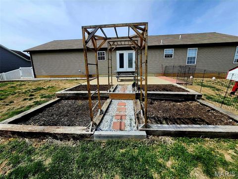 Tiny photo for 210 Creekwood Boulevard, Troy, MO 63379 (MLS # 26017495)