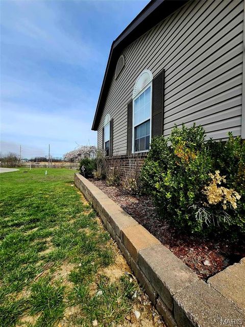 Tiny photo for 210 Creekwood Boulevard, Troy, MO 63379 (MLS # 26017495)