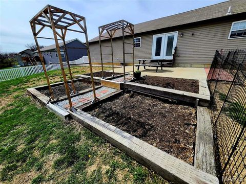 Tiny photo for 210 Creekwood Boulevard, Troy, MO 63379 (MLS # 26017495)