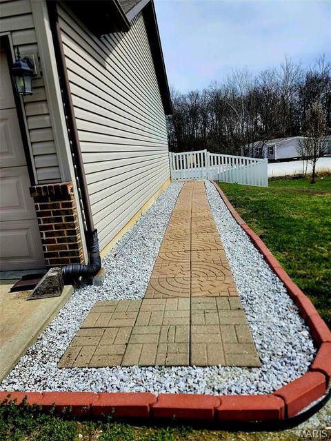 Tiny photo for 210 Creekwood Boulevard, Troy, MO 63379 (MLS # 26017495)