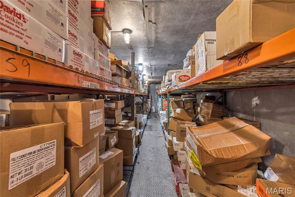 Jennings, Missouri 63136, United States, ,Commercial,Active,158103