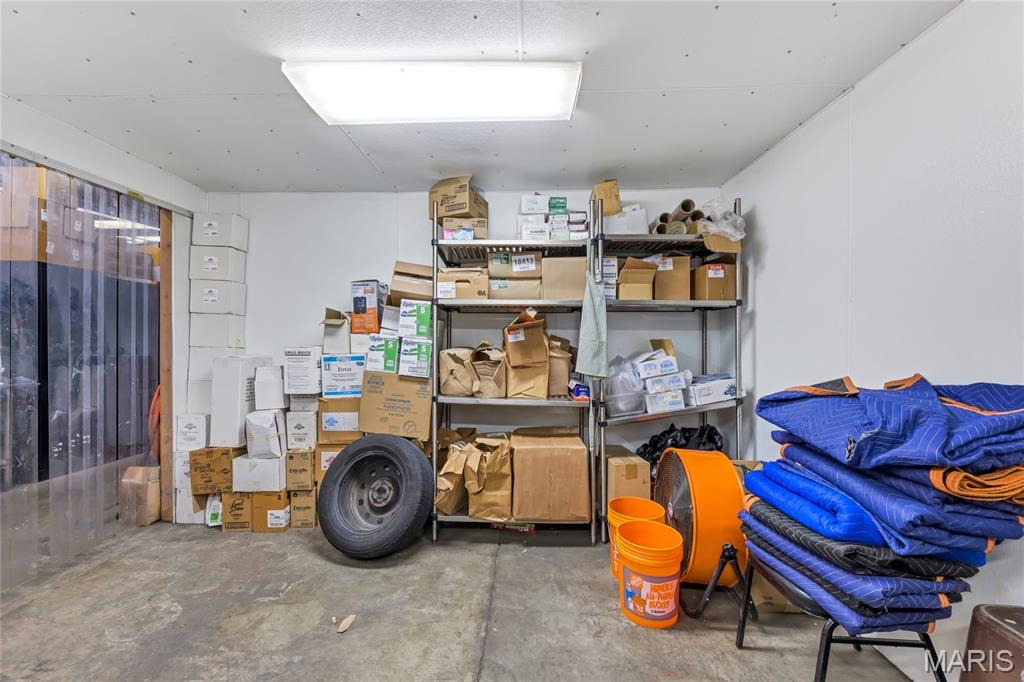 Jennings, Missouri 63136, United States, ,Commercial,Active,158103