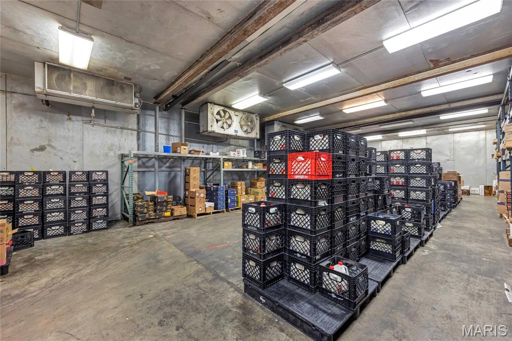 Jennings, Missouri 63136, United States, ,Commercial,Active,158103