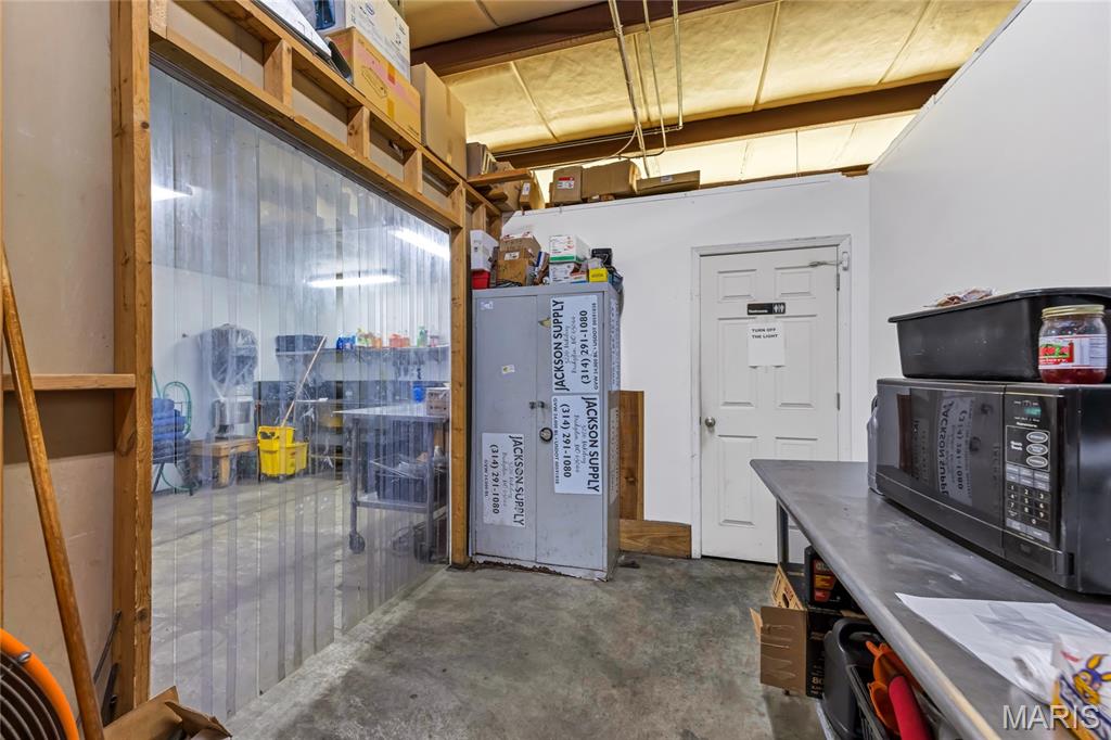 Jennings, Missouri 63136, United States, ,Commercial,Active,158103