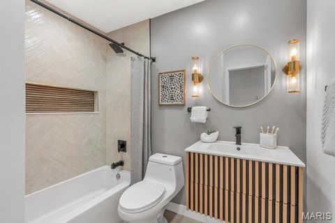 Tiny photo for 487 Runnymede Drive, Creve Coeur, MO 63141 (MLS # 25078862)