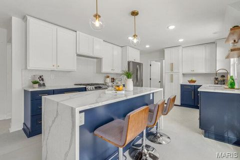 Tiny photo for 487 Runnymede Drive, Creve Coeur, MO 63141 (MLS # 25078862)