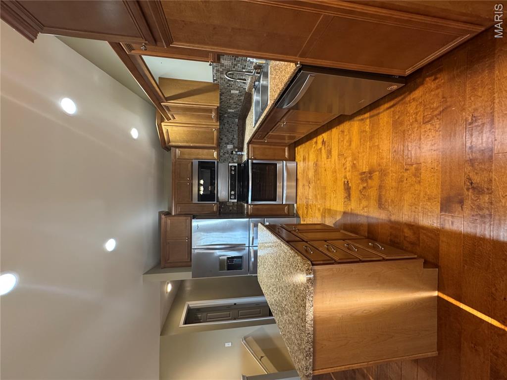 Meadow Oaks - Residential