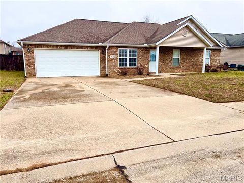 1686 Columbia Drive Jackson MO 63755